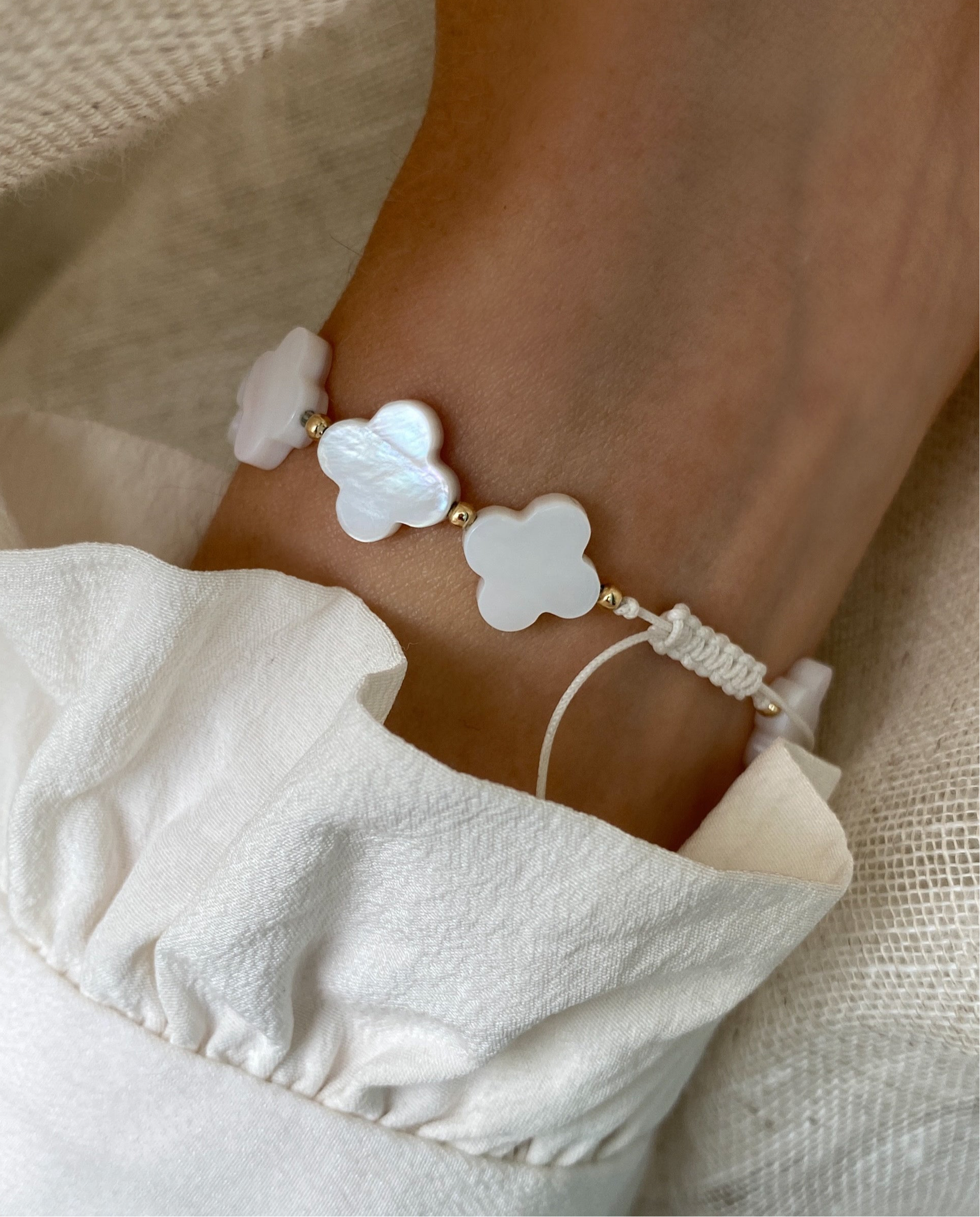 Lexi Clover Friendship Bracelet