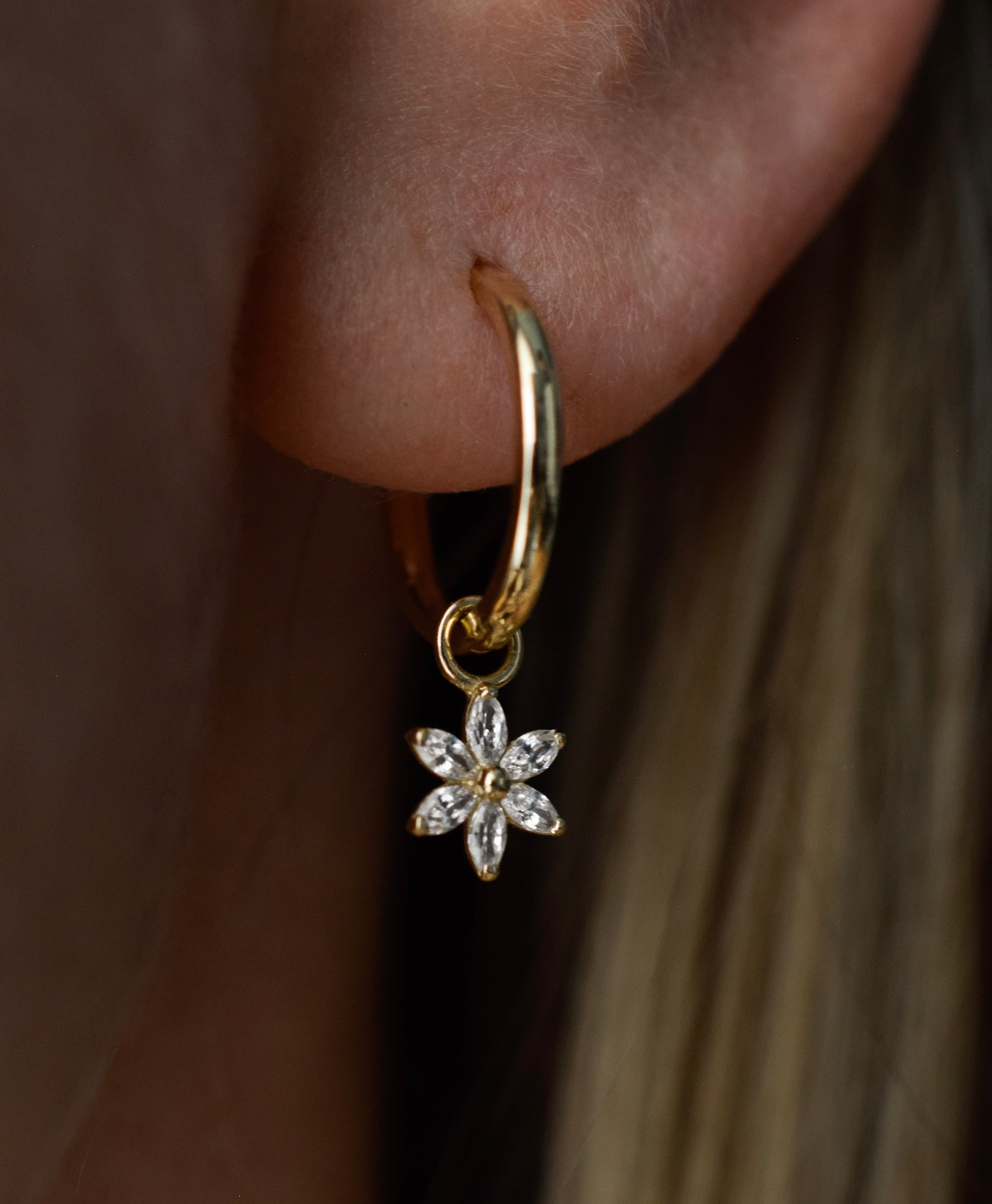 Erin Classic Huggie Hoop Earring Large