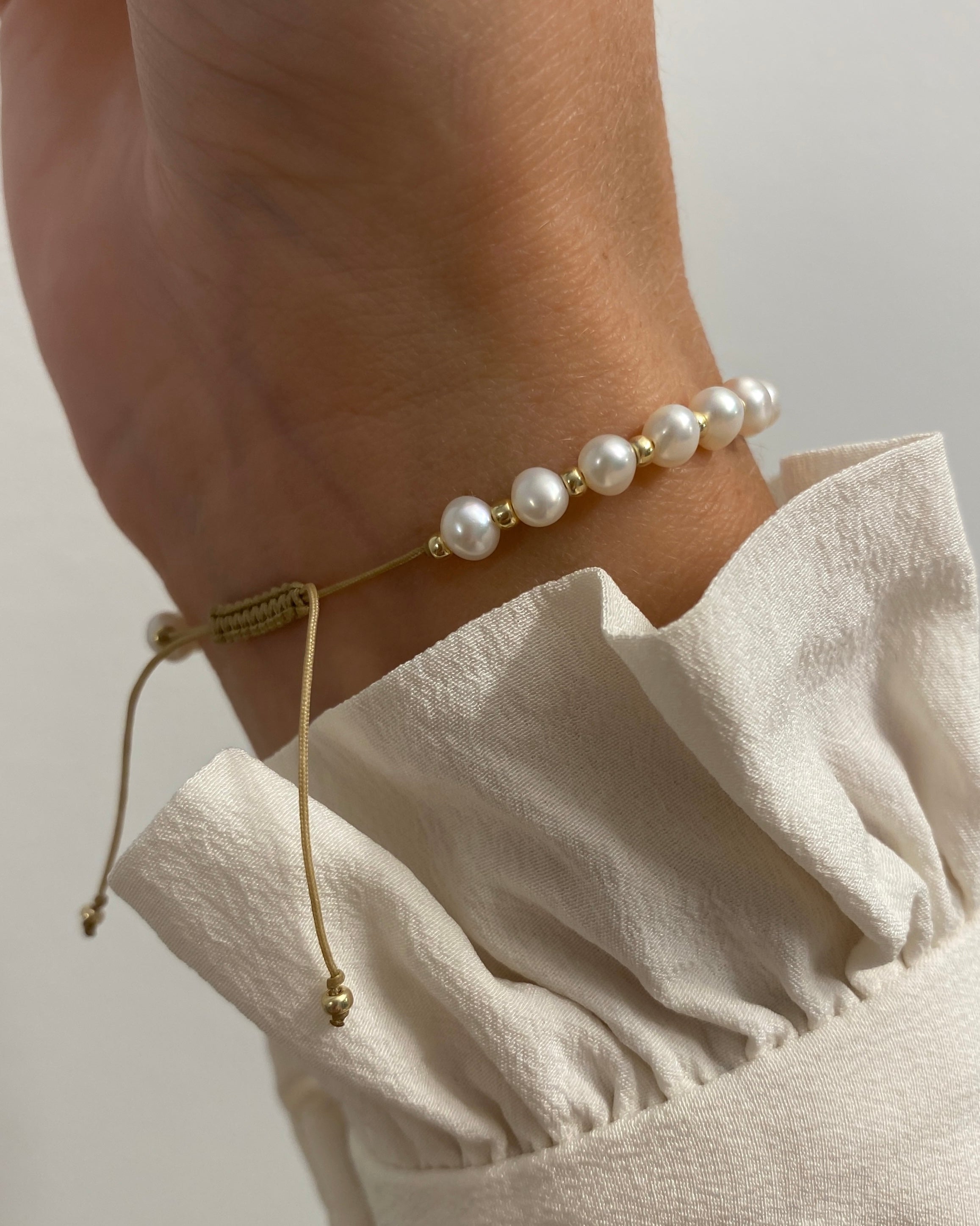 Sophia Pearl Friendship Bracelet