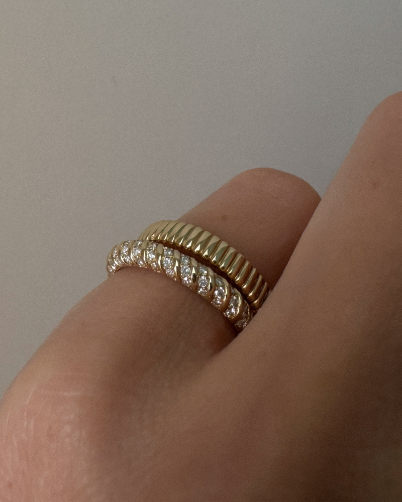 Nadine Diamond Wave Band Ring
