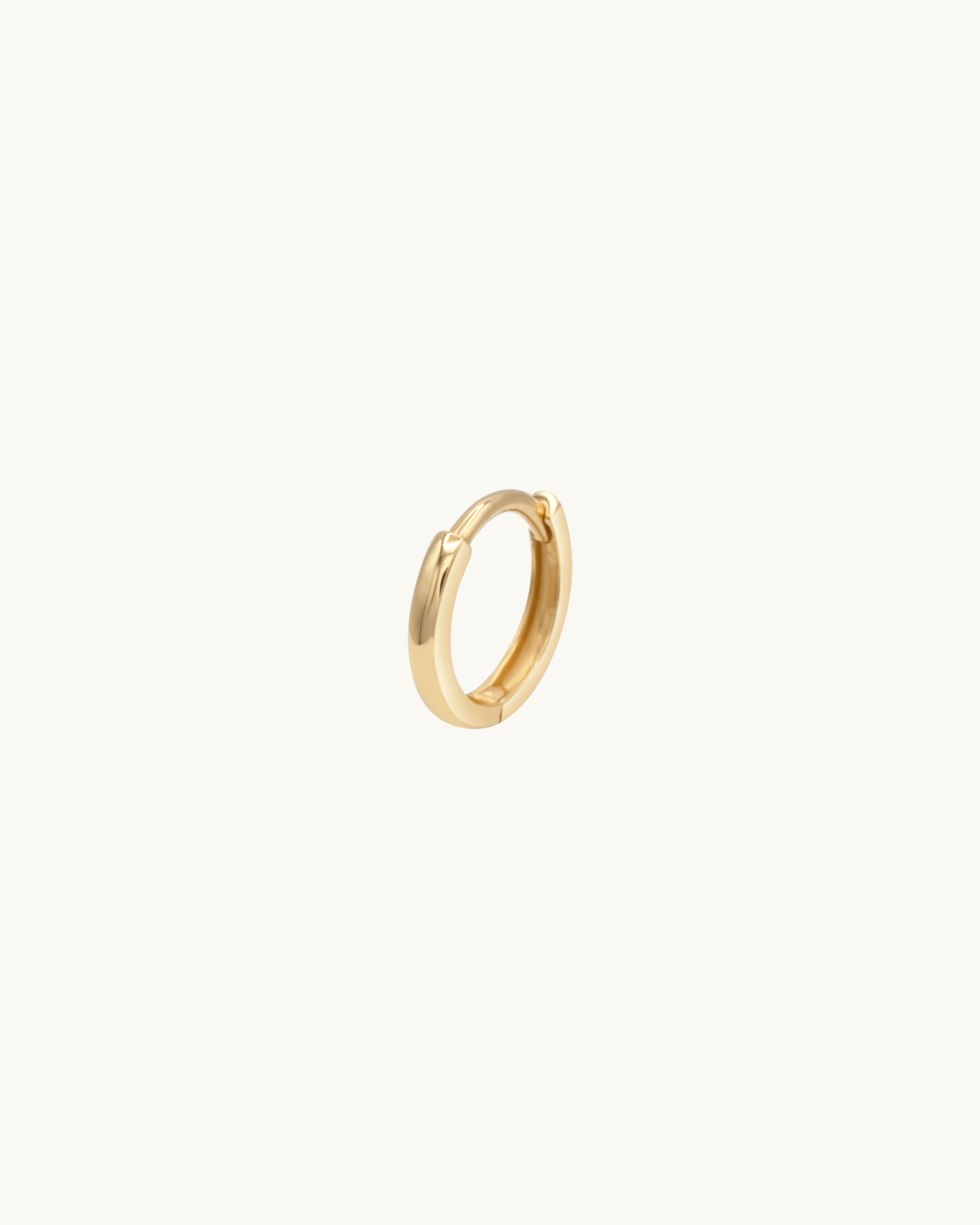 Erin Classic Huggie Hoop Earring Medium