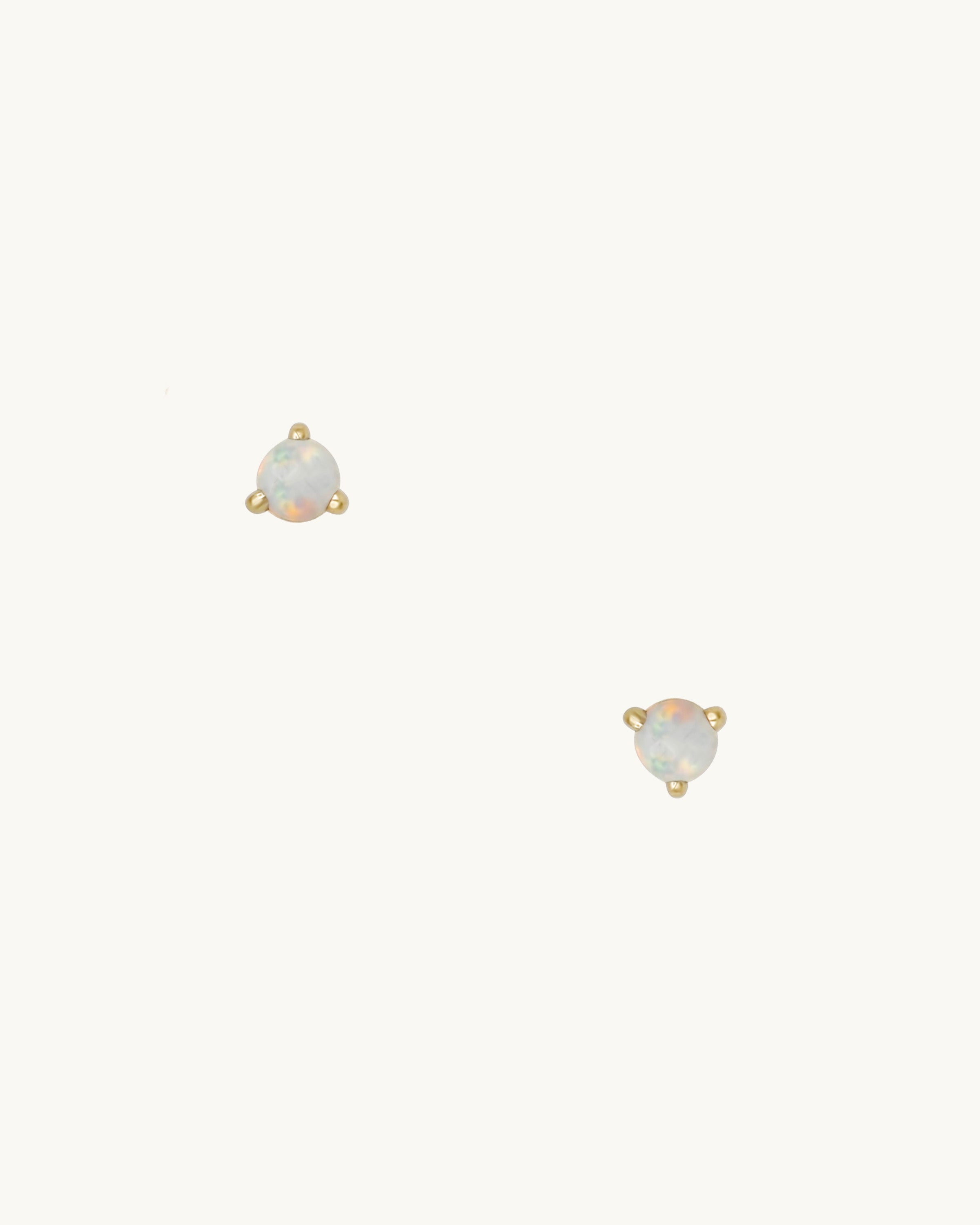 Leva White Opal Stud Earring Medium