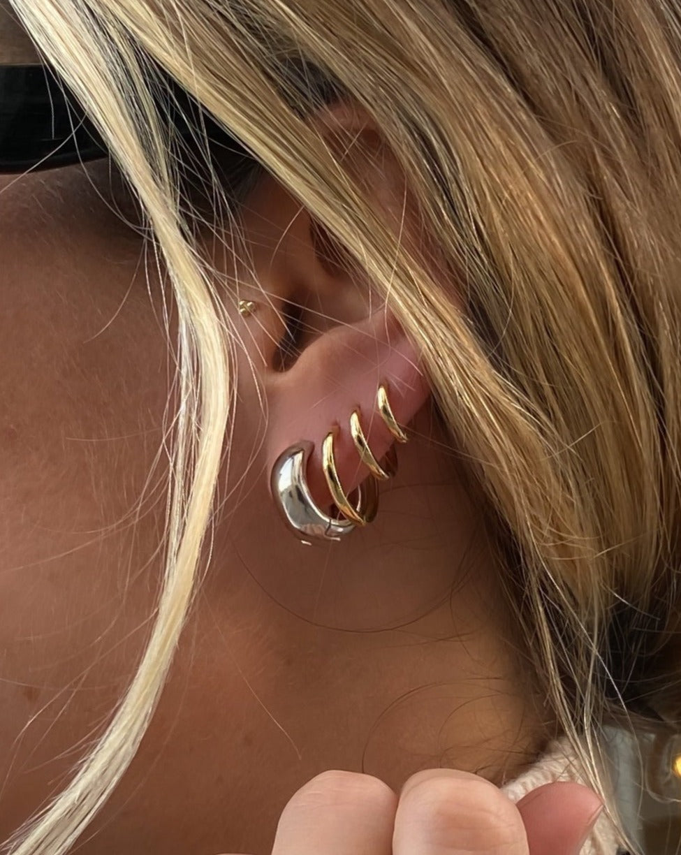 ALEXA Chunky Hoop Earrings in Sterling Silver 925