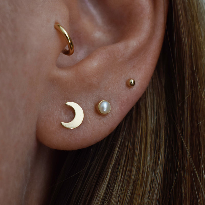 LUCY Moon Stud Earring 14K